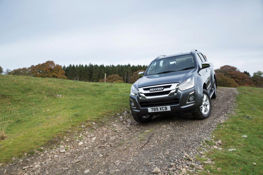  Isuzu D-Max Double Cab 2017 года  (UK) (фото 9 из 33)